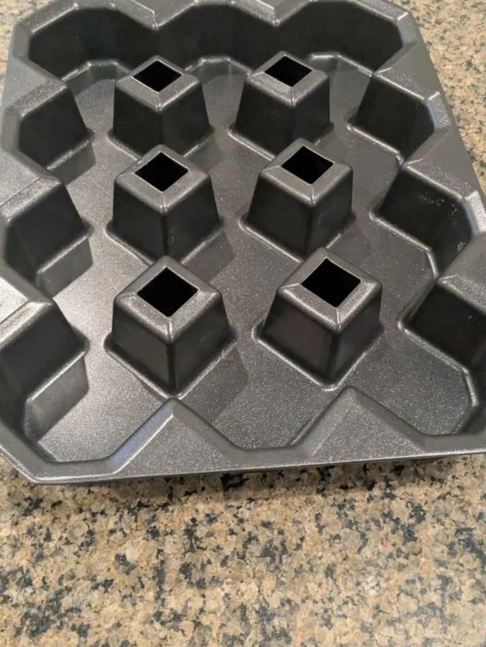 Crispy Corner Brownie Pan - Black